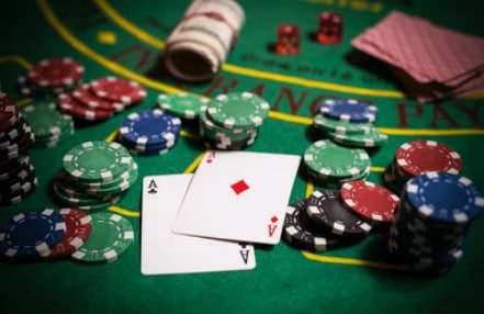 Casino-style slots and privacy notes shown for bd 2017 users